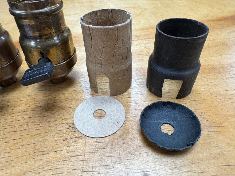 Paul Crist Studios: #10 BRYANT (dated 1907) Socket Shells & Paddles, Tiffany