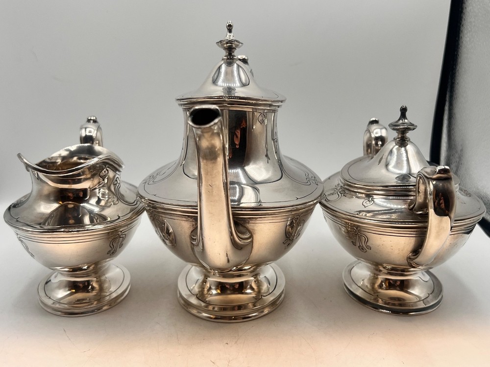 Reed & Barton 3882 silverplate three piece tea set