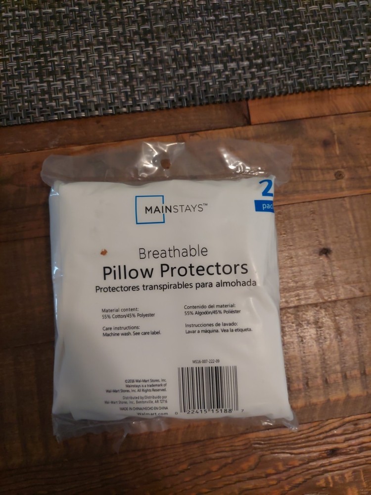 Breatheable Pillow Protectors. 2 Pack. White. Zipped Closure.