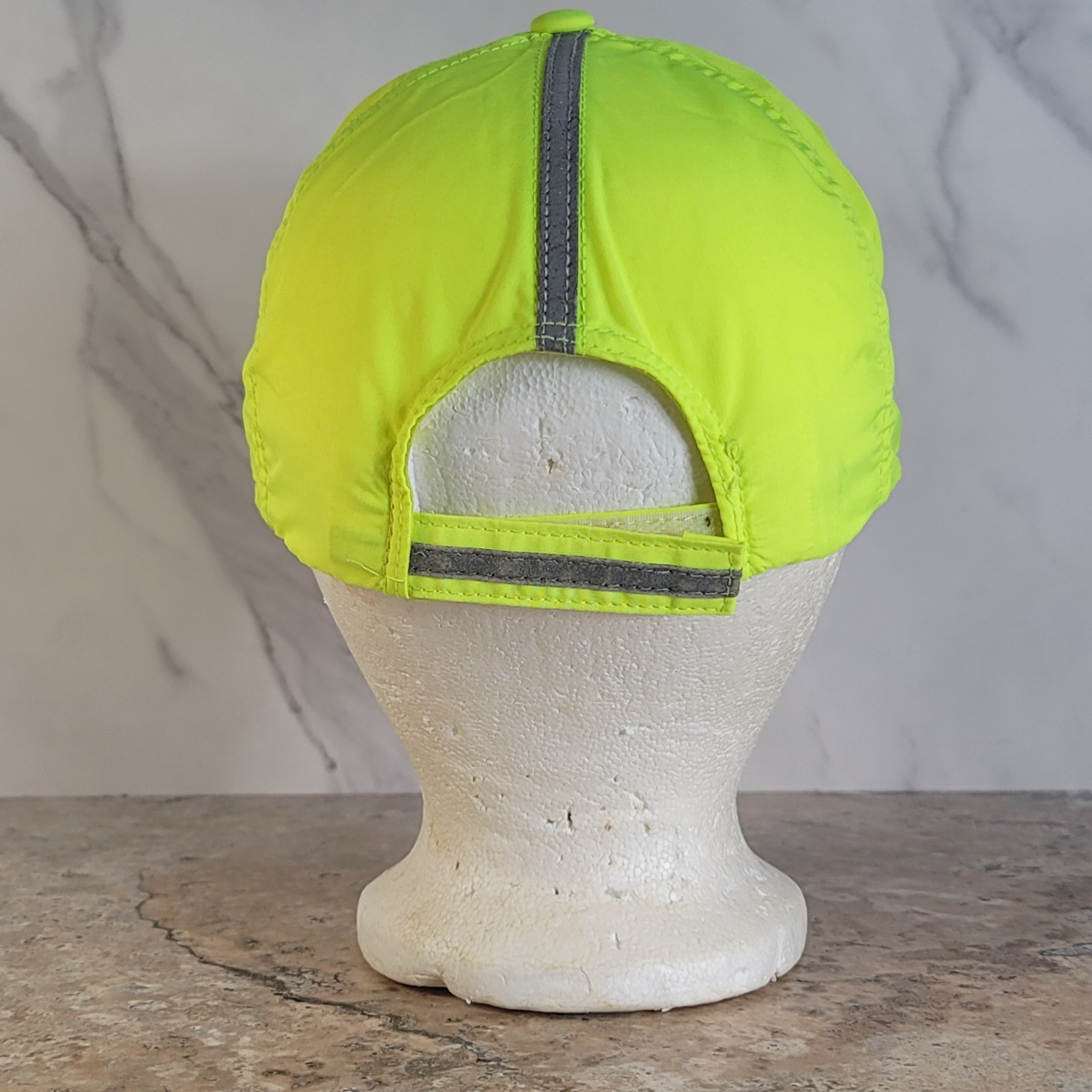 McDONALD'S EMPLOYEE BRIGHT NEON YELLOW BASEBALL HAT ADJUSTABLE