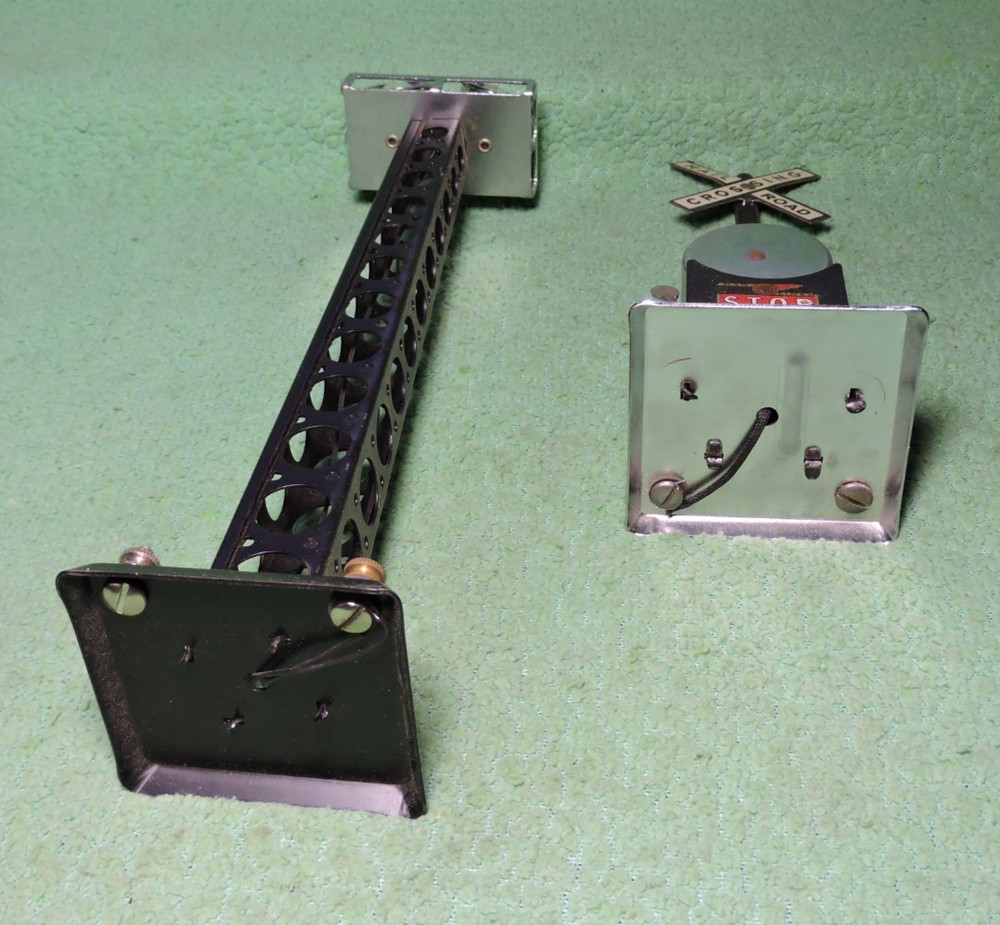 2) Marx Train Accessories - Chrome Lamp & Crossing
