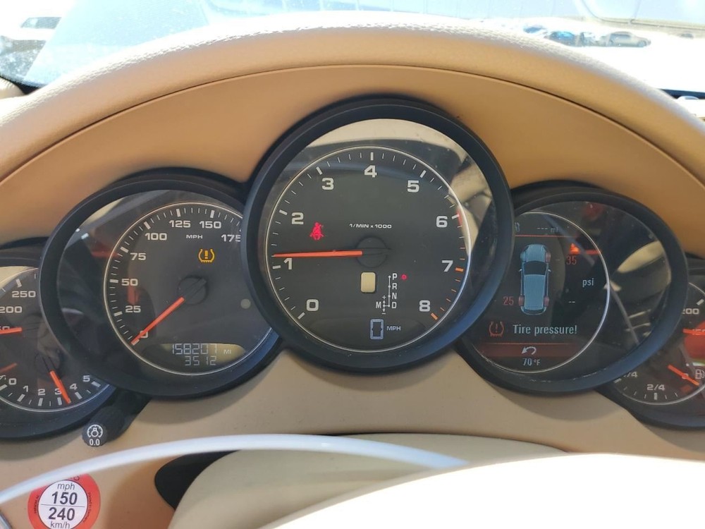 CAYENNE 2014 Glove Box 4589618