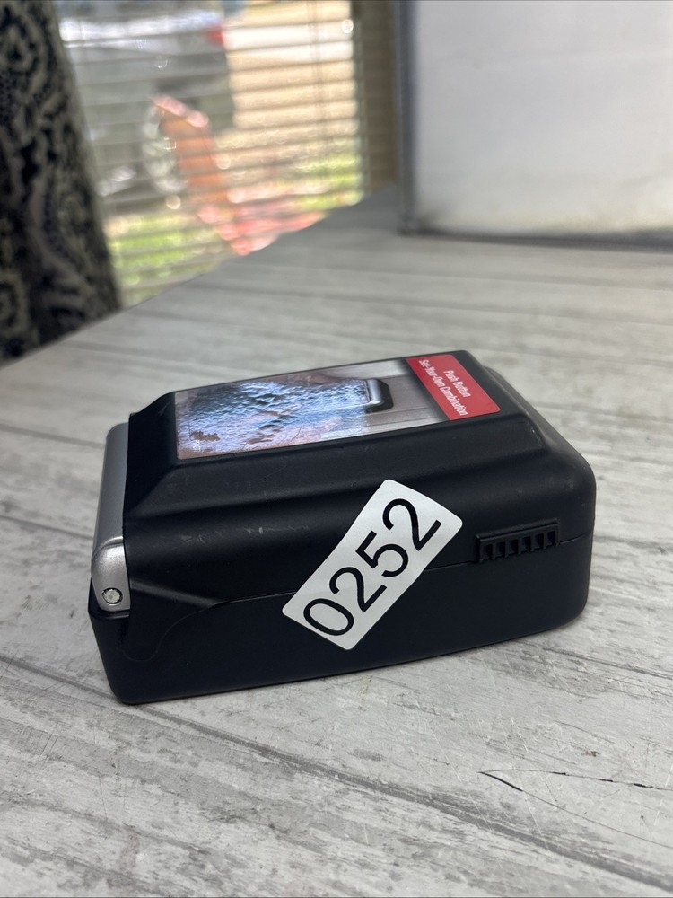 Master Lock 5423D Wall Mount Push Button Lock Box Secure Key Storage Ready 2 Use