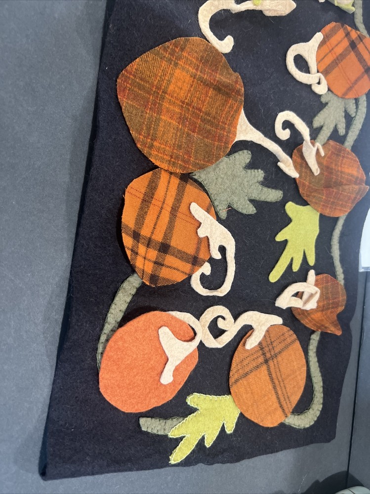 Ginger Sanchez "Gourd Harvest" Wool Embroidery Table Runner Pattern Project