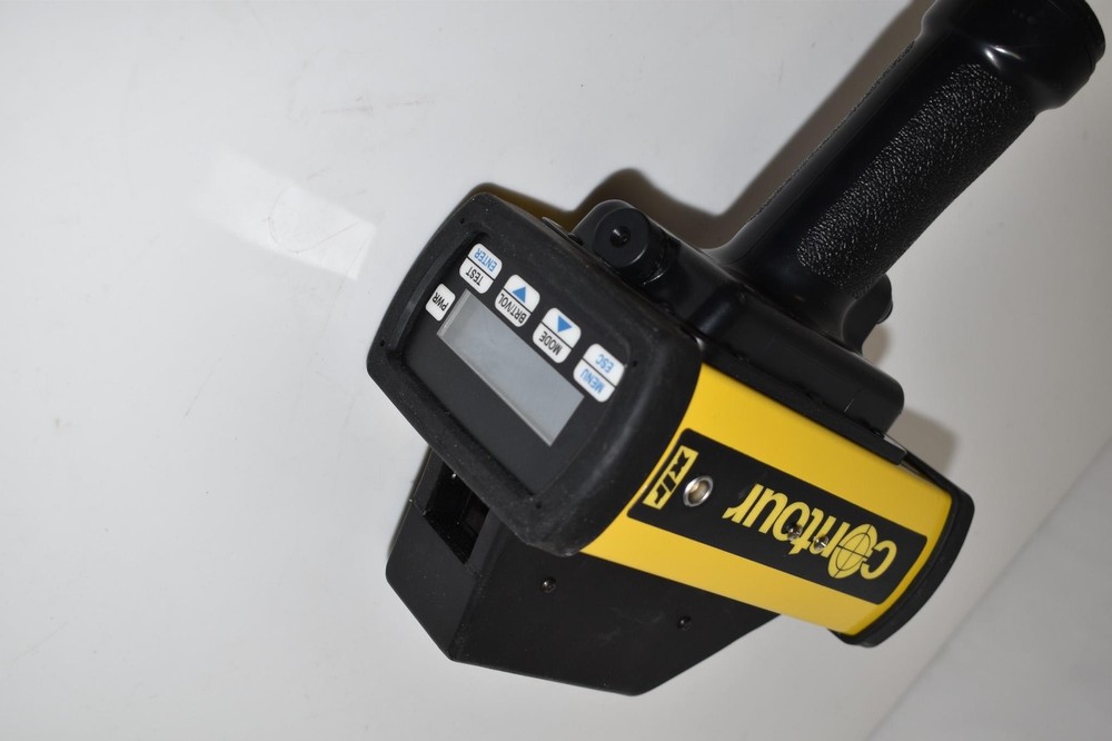 ^^ Lasercraft Contour XLR Laser (JIF71)