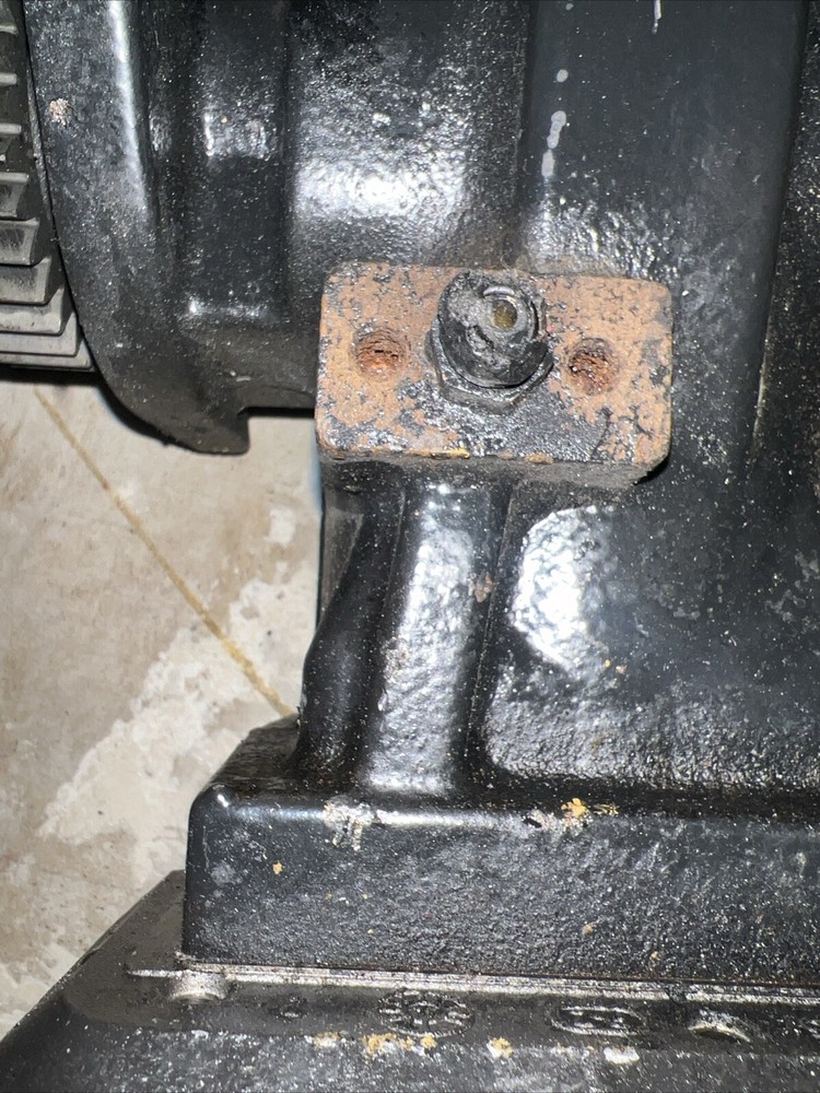 5301082 Cummins Air Compressor 1 Cyl (USED)