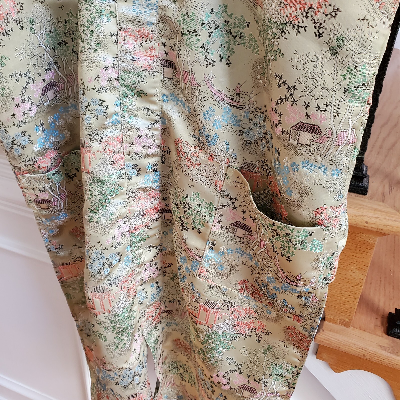 Greater Shanghai Hi-Low Kimono House Dress Vintage V-Neck Gold Brocade Size L