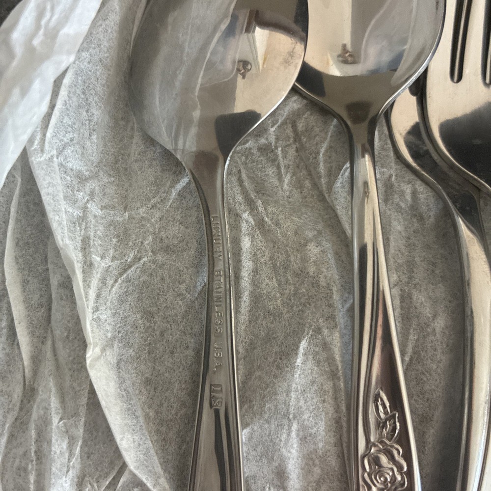 Vtg International Silver Random Rose Stainless Flatware Silverware 6 Piece Set