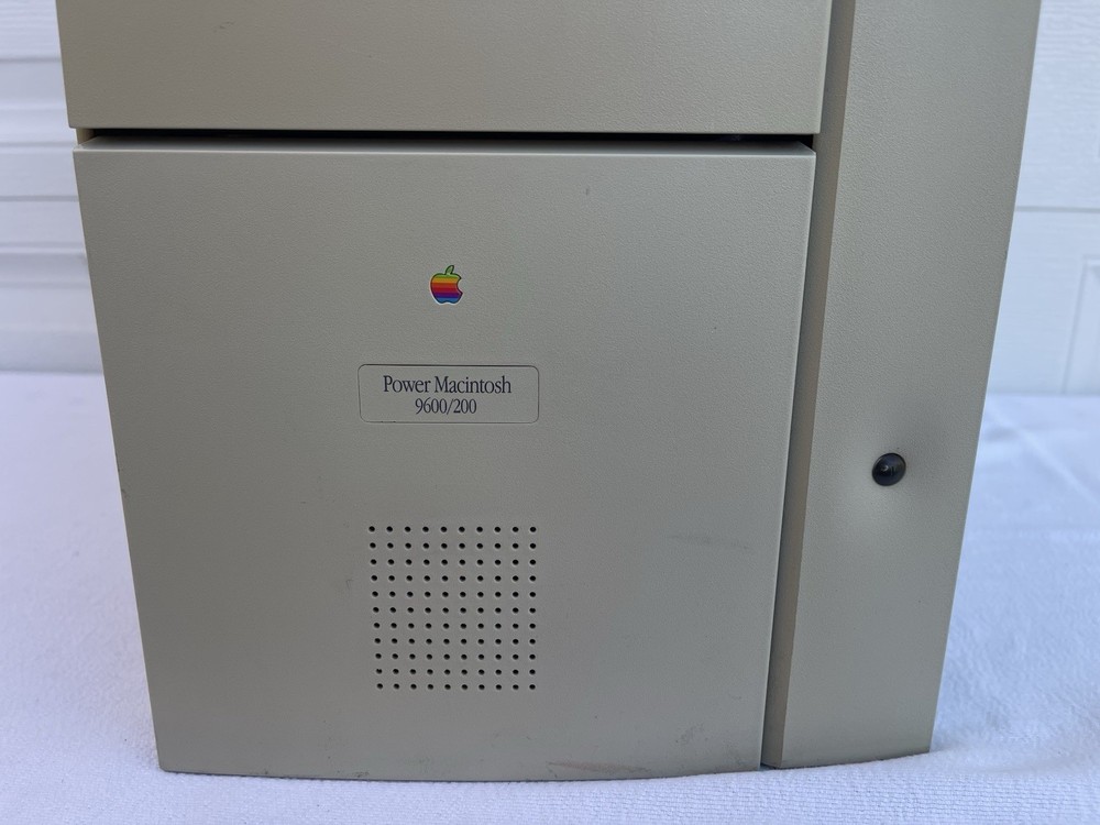 Vintage Apple Power Macintosh 9600/200 Workstation Computer M5433 Untested
