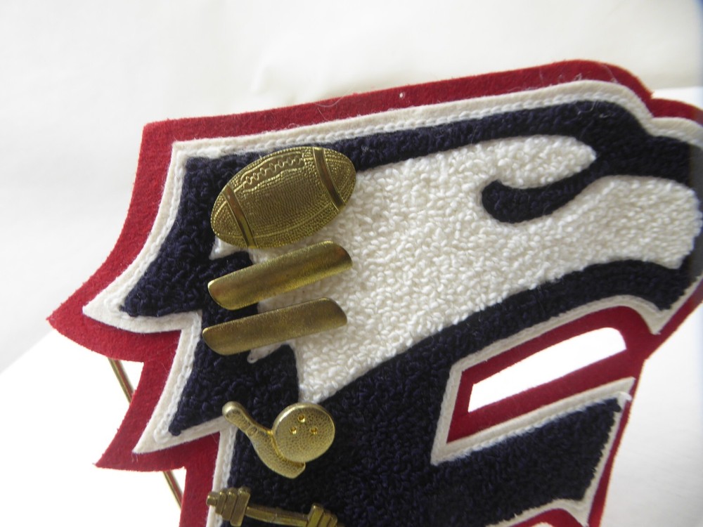 High School letter "F" Falcons?