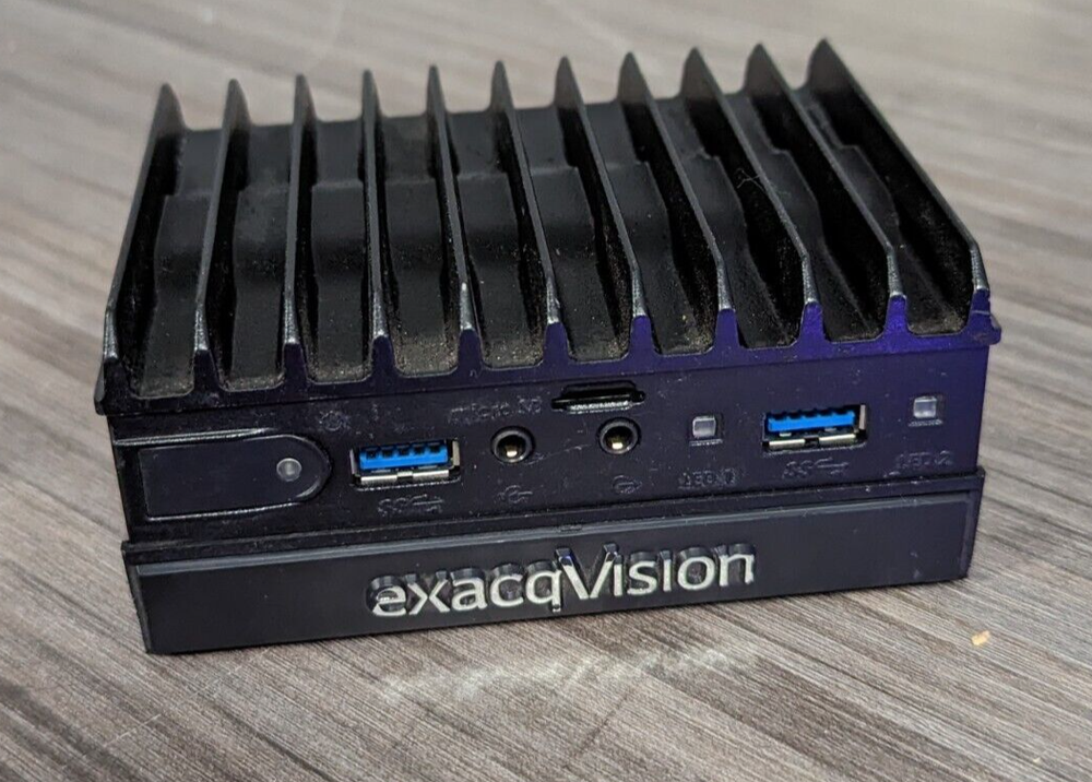 Exacq IP02-01T-GM Desktop Recorder