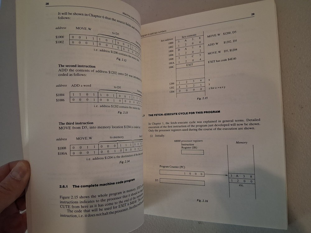 Motorola MC68000 Processor Memory & Interfacing Book 1986 Jean Bacon Vintage CPU