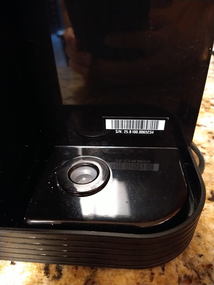 Keurig K-Express Essentials K25 coffee maker Plus 3 filter Pods