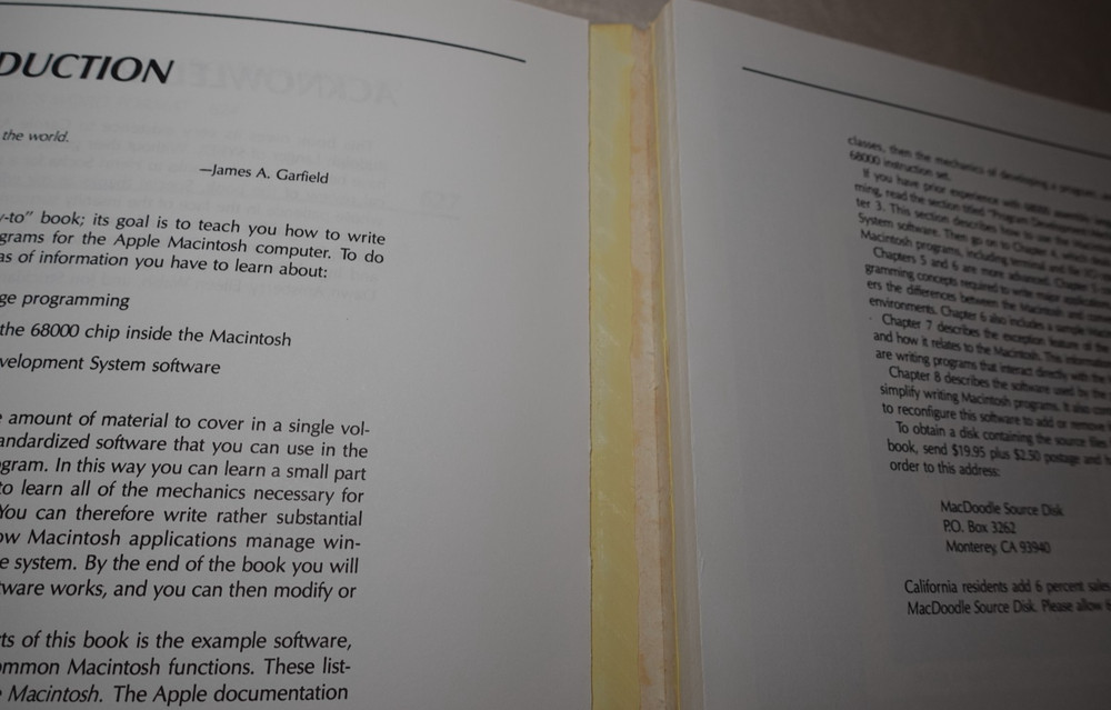 Programming the Macintosh in Assembly Language 1986 Steve Williams Publication