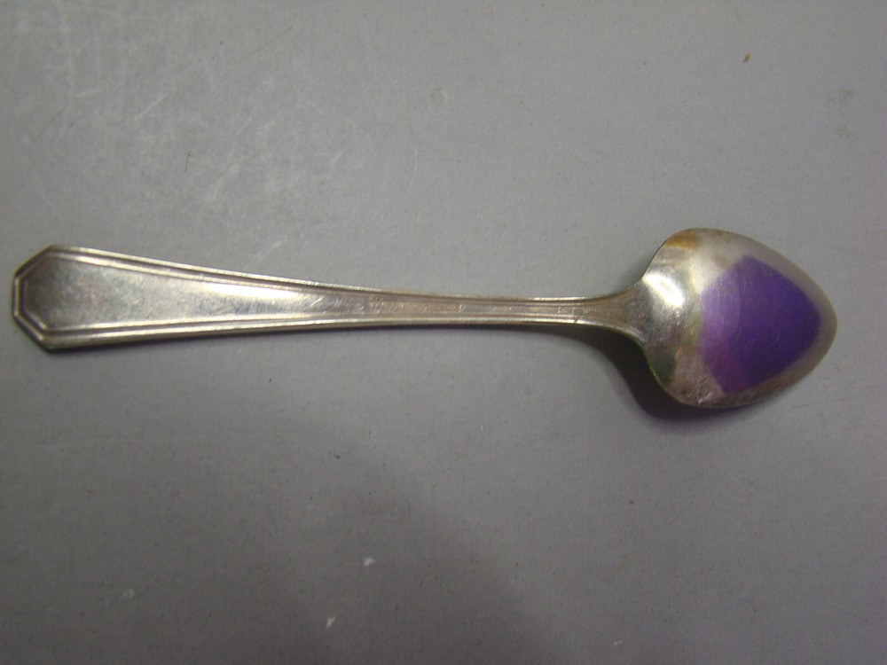 WM Rogers AA Silver Plated Flatware spoon 6"