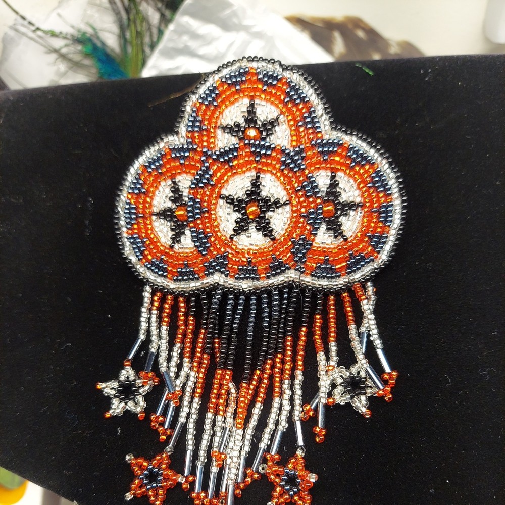 Beaded Star Circle Pattern Black red