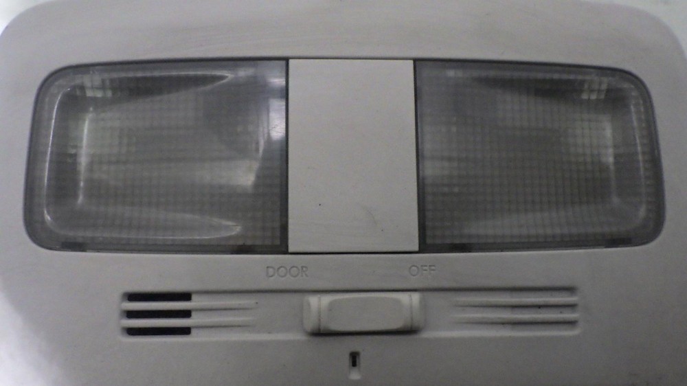 14 SUBARU FORESTER Front Console roof