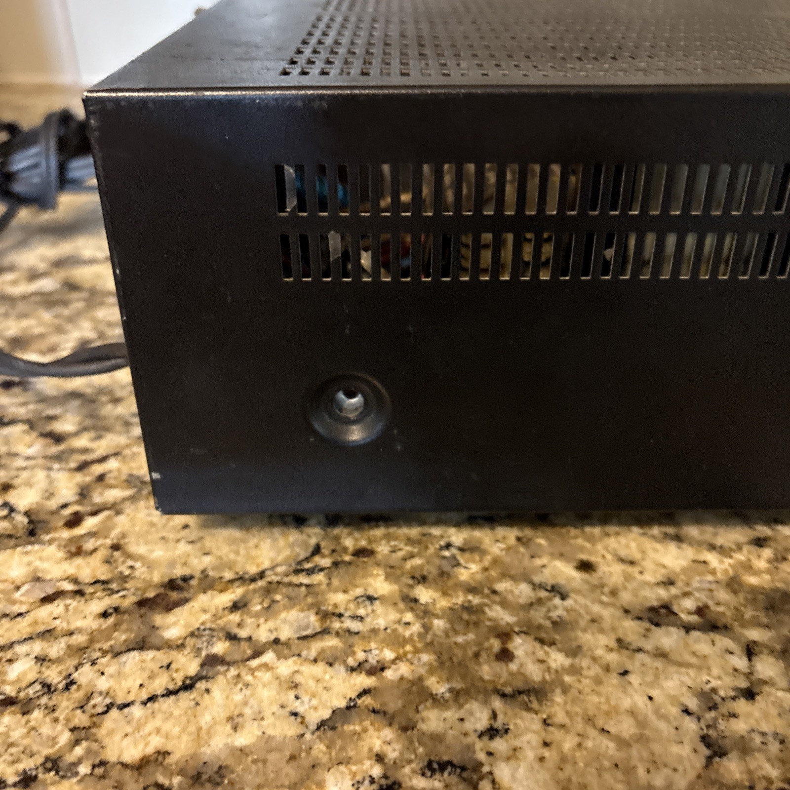 Yamaha A-27 Natural Sound Stereo Amplifier. Works. Read