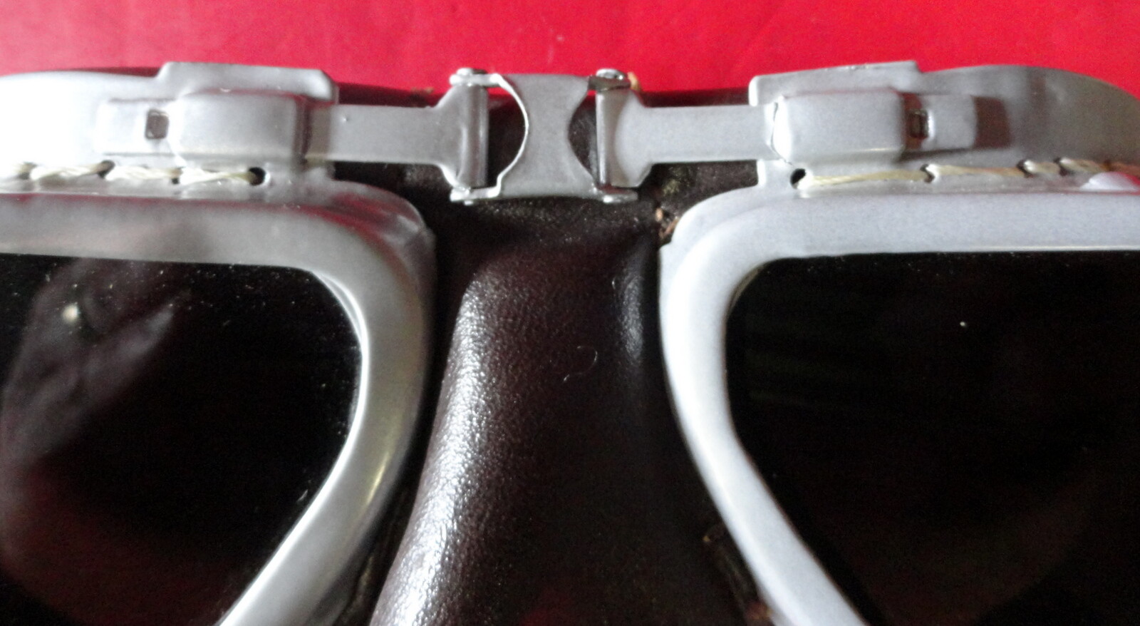 MK VIII FLYING GOGGLES W/TINTED LENSES DELUXE MODEL