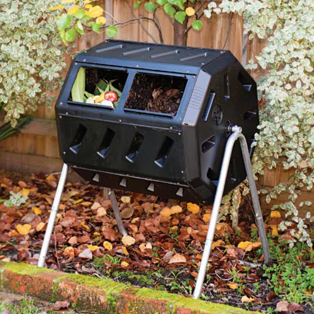 Tumbling Composter with Two Chambers for Efficient Batch Composting