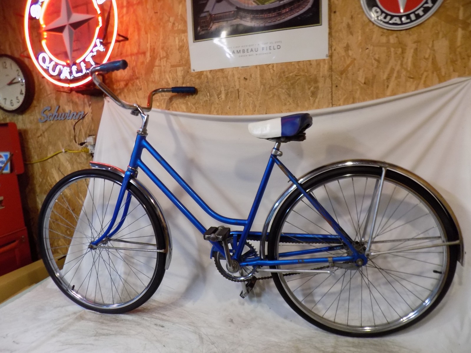 1971 SCHWINN BREEZE VINTAGE ROAD CRUISER BICYCLE COLLEGIATE RACER HOLLYWOOD