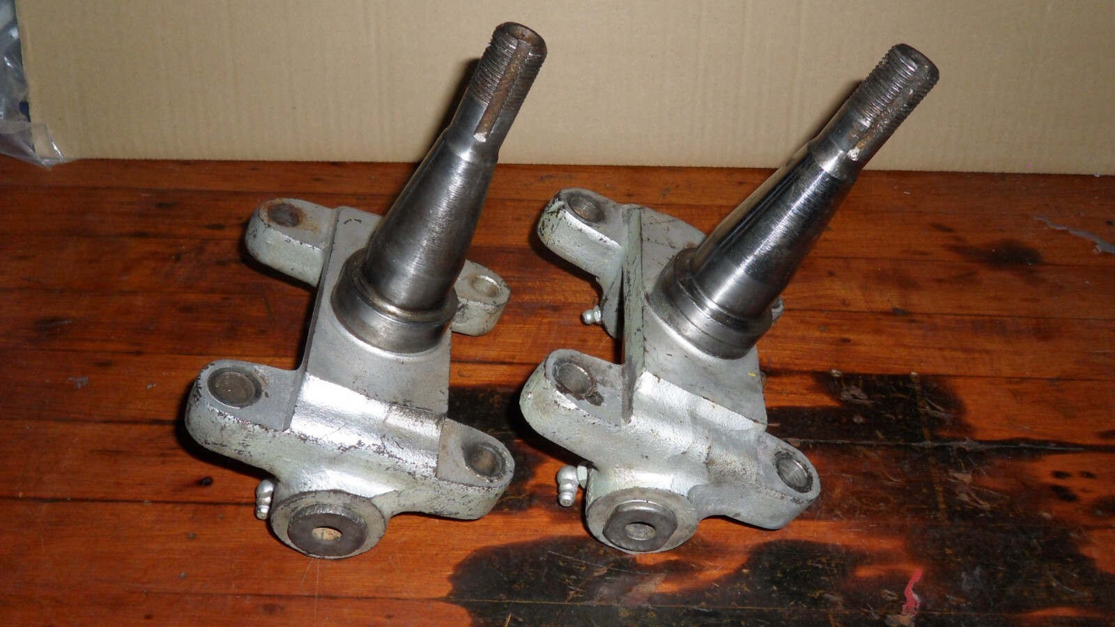 Vintage Sprint Car TAAK Front Wheel Drop Spindles USAC ASCS Ford