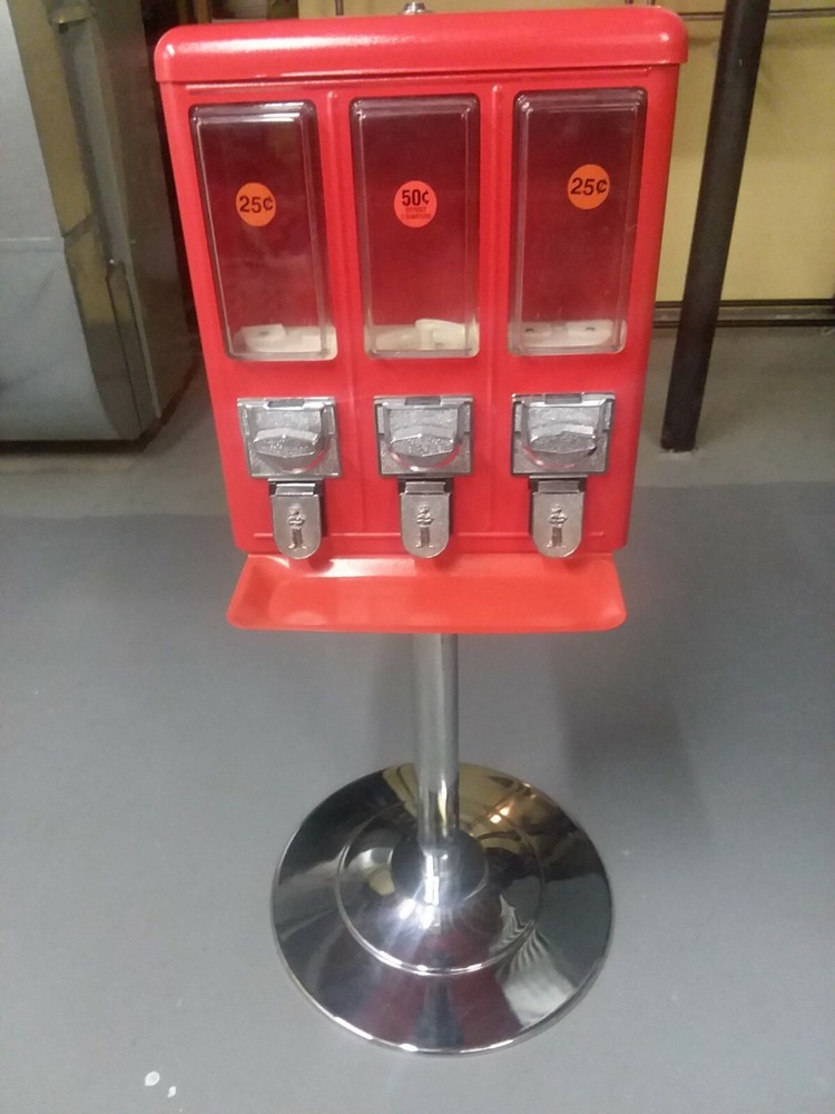  vending machine (3 select triple play, tri- vend type machine) candy