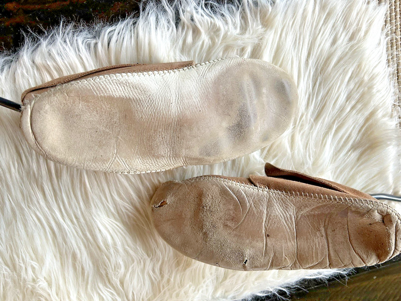 antique NATIVE AMERICAN MOCCASINS