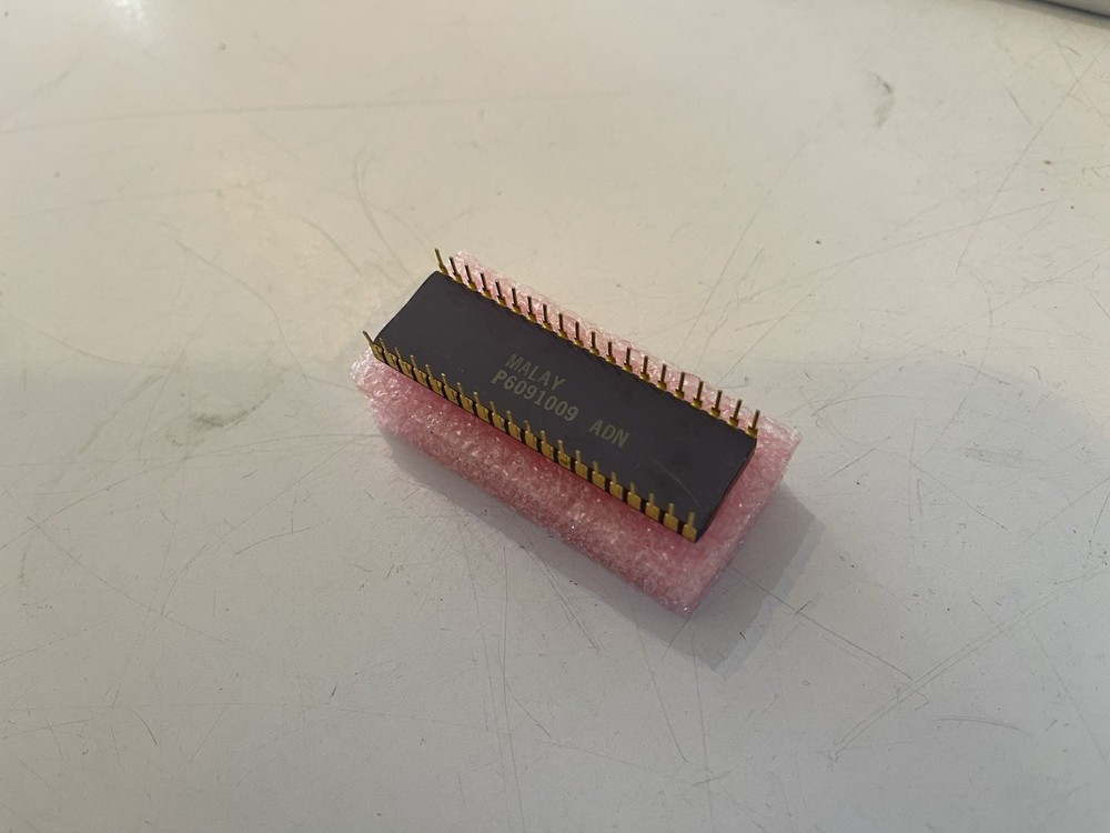 IBM Intel 8087 (C8087) Math Co-processor /Floating Point Unit - Gold - TESTED