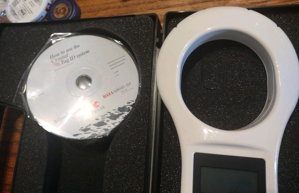 DataMars ResQ Pet Tracking System iMAX Black Label RF-Identification Chip Scan
