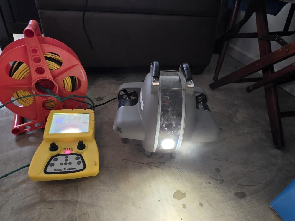 Deep Trekker DTG2 underwater inspection ROV system.
