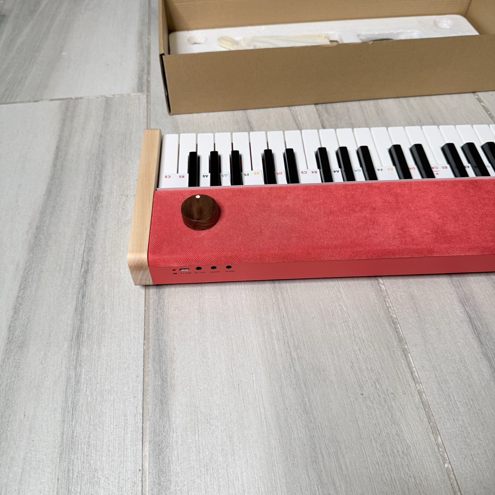 Loog Digital Piano Portable Keyboard MIDI USB-C Red Open Box