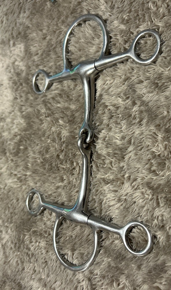 Nice 5-5.25” Single Joint Stainless Steel Elevator Snaffle Bit Soft Leverage EUC