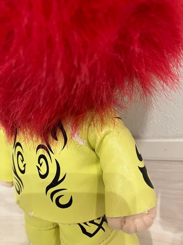 hide memorial summit plush toy