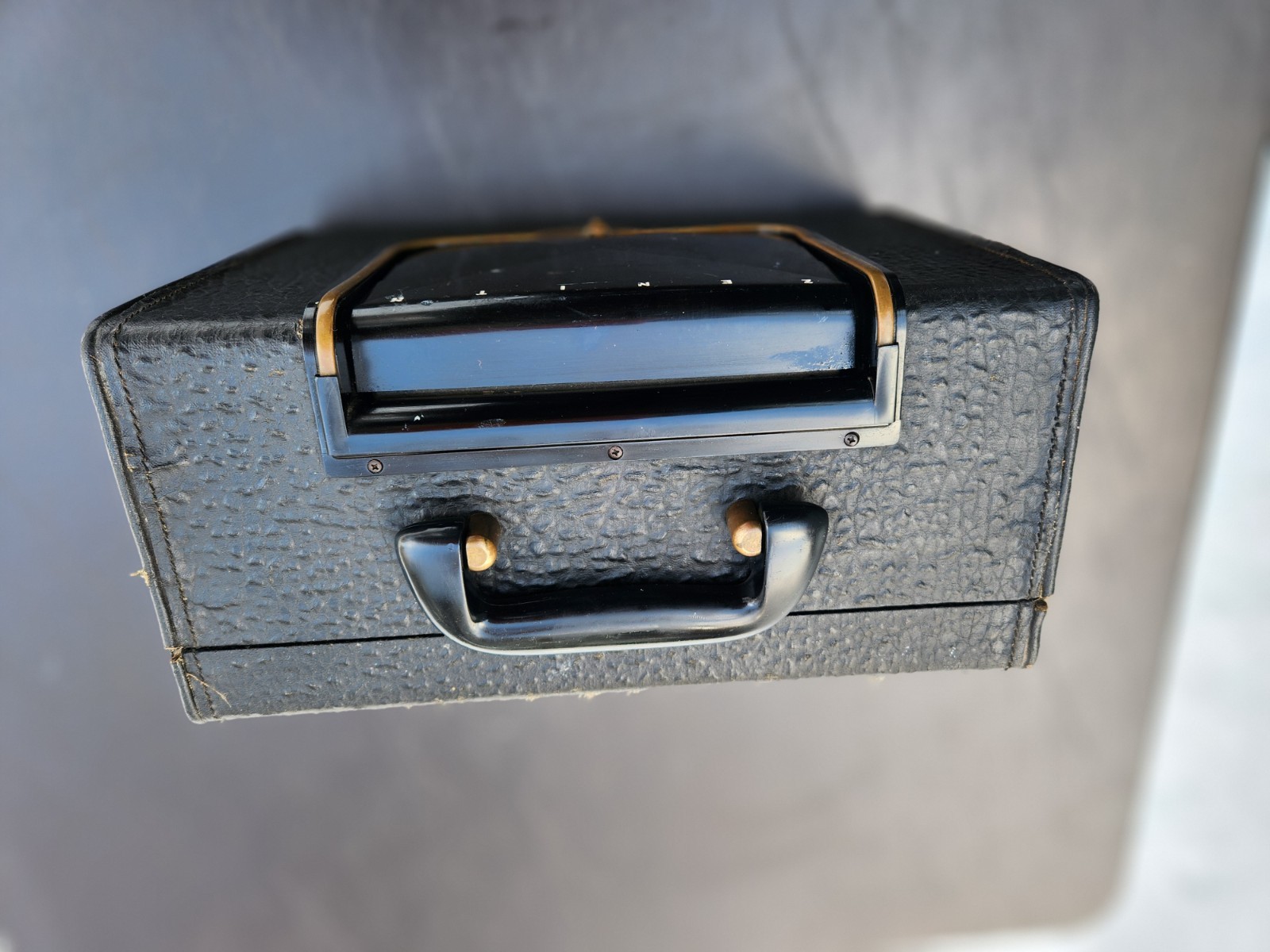 Mid-Century ZEINTH Portable RADIO ~ Model G503 ~ Black ~ 1950