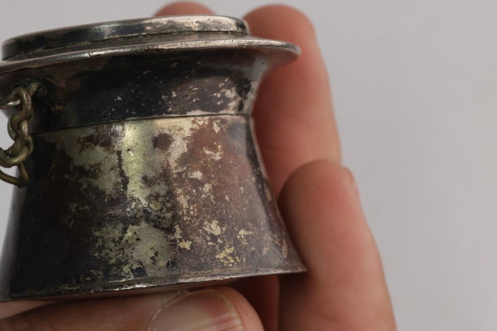 Solid Sterling Silver Plain Vintage Tobacco or pill container