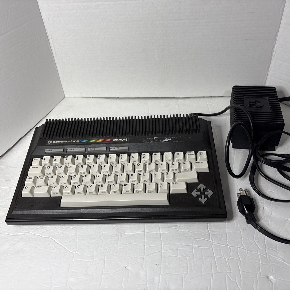 Commodore Plus 4 with original power supply. Read description!