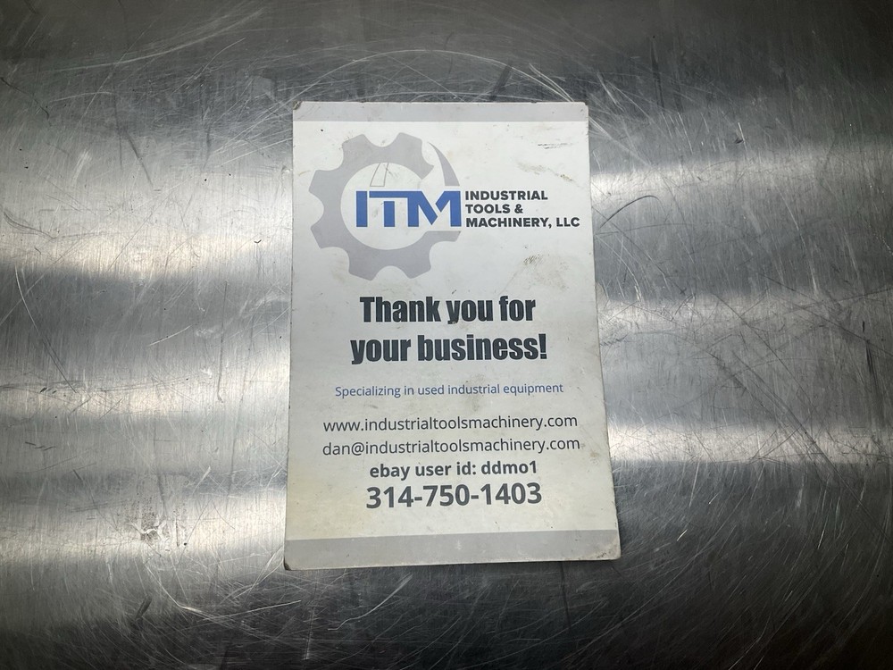 Maho MH600E CNC Milling Machine Phillips CRT Display M34JCA03X04