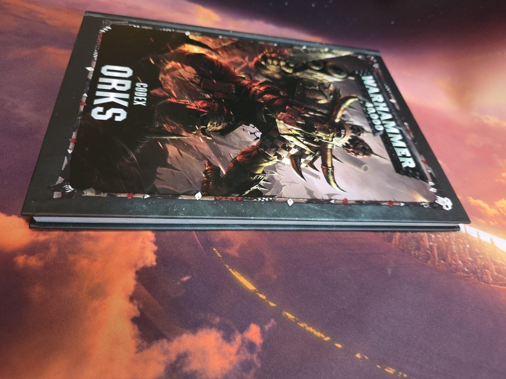 New Warhammer 40k Codex Space Orks GW Hardback 8th Edition Great Shape