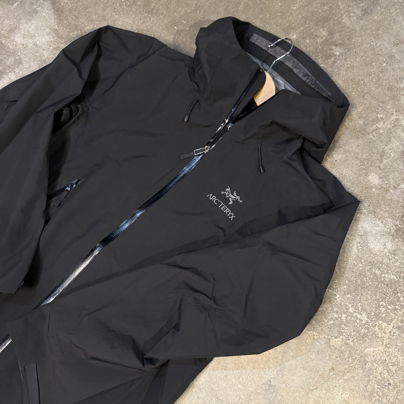 Arcteryx Beta LT Black Used Men’s Large