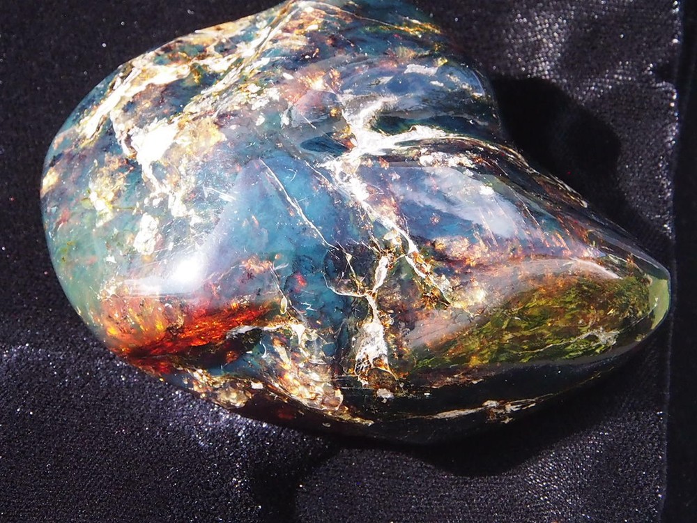 Fully Polished Mexican Amber 105.7 g