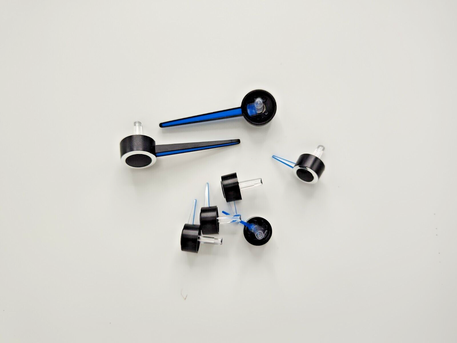 Custom Gauge Cluster Pointer Needle Set for GM 2003 04 05 06 Chrome Blue Black