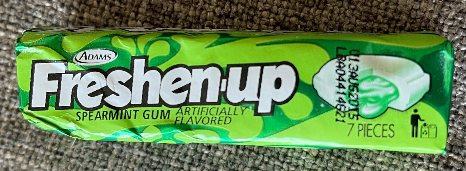Vintage ADAMS FRESHEN-UP SPEARMINT GUM Unopened NOS