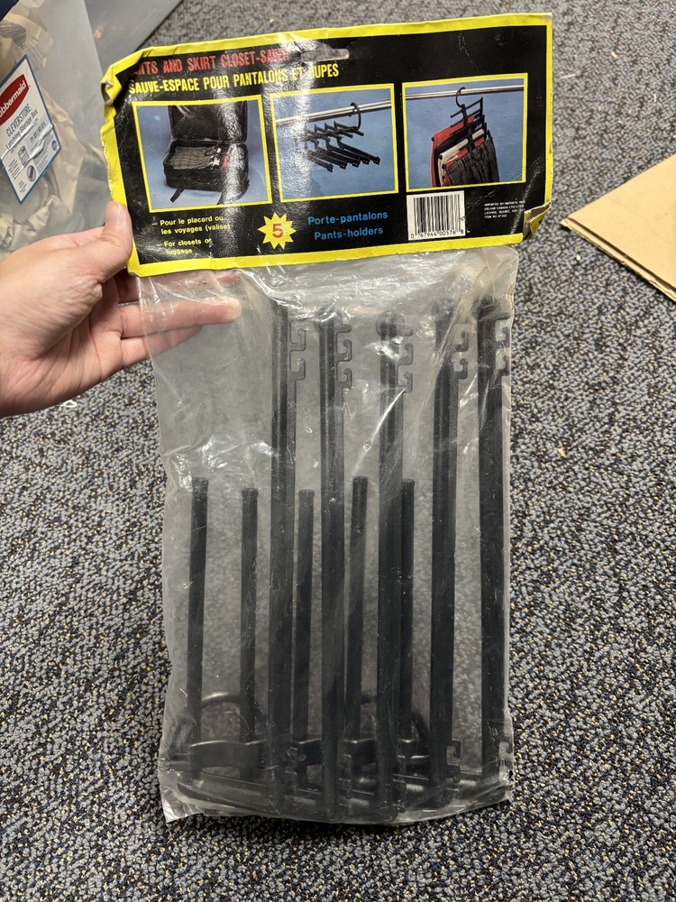 Pants and Skirts Hangers 1