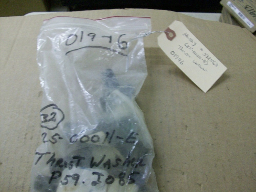 HUSKY   532563   SPRUE BUSHING   ( 25-00011-E )   TRUST WASHER