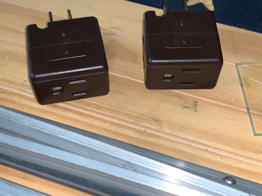 Cool-Lux Mini-Cool Professional Photography Lighting Set in Lockable Case