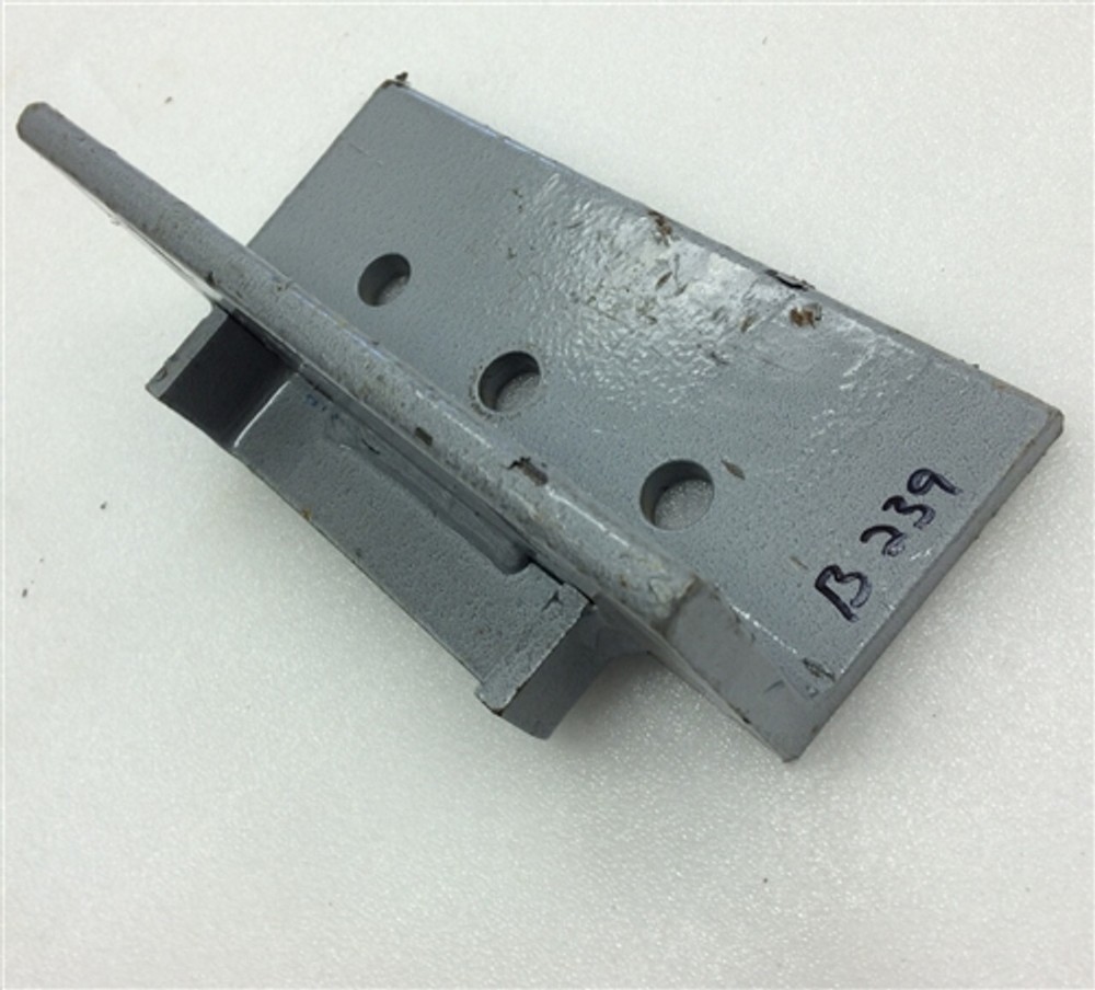 Car-O-Liner Clamp Bracket B239 - Used