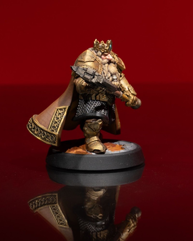 DnD Dwarf King Mini 32mm Scale (unpainted)
