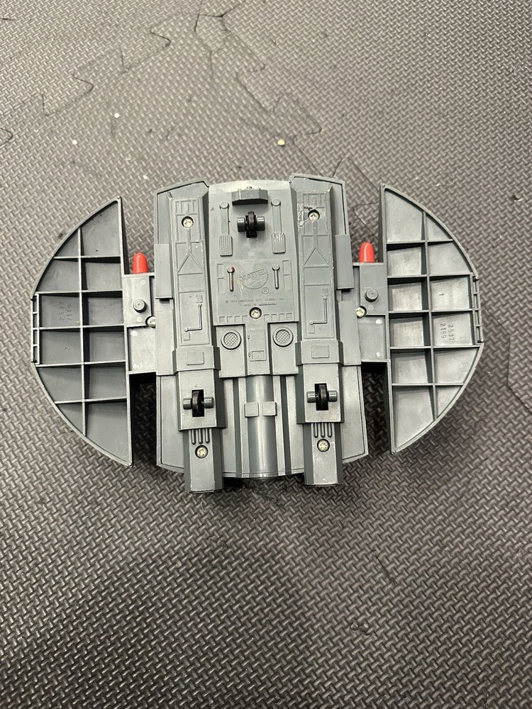 Battlestar Galactica Cycon Raider