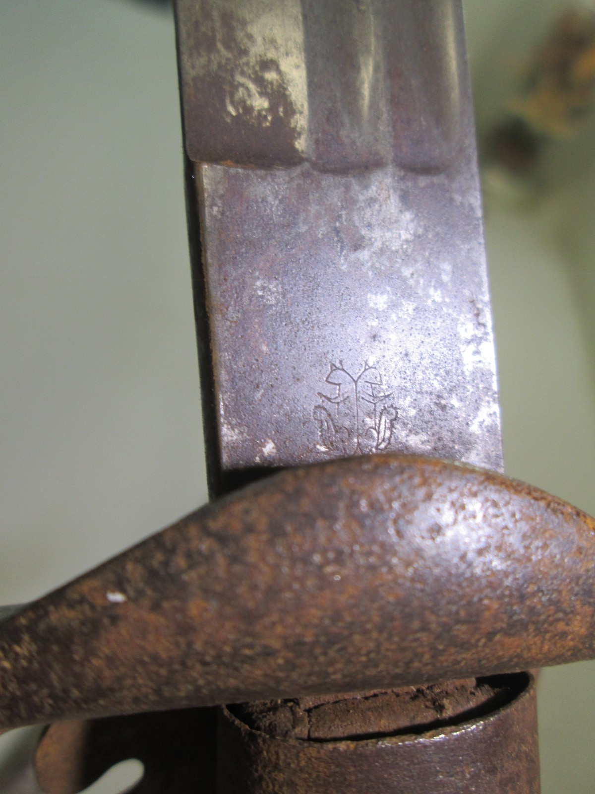 WWI GERMAN PRUSSIAN OFFICERS SWORD & SCABBARD FOLDING GUARD MAKER EICKHORN #Y54